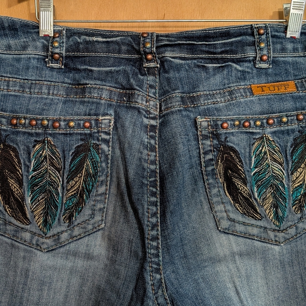 Cowgirl Tuff Blue Feather Embroidered Boot Cut Jeans Women's Western Jeans